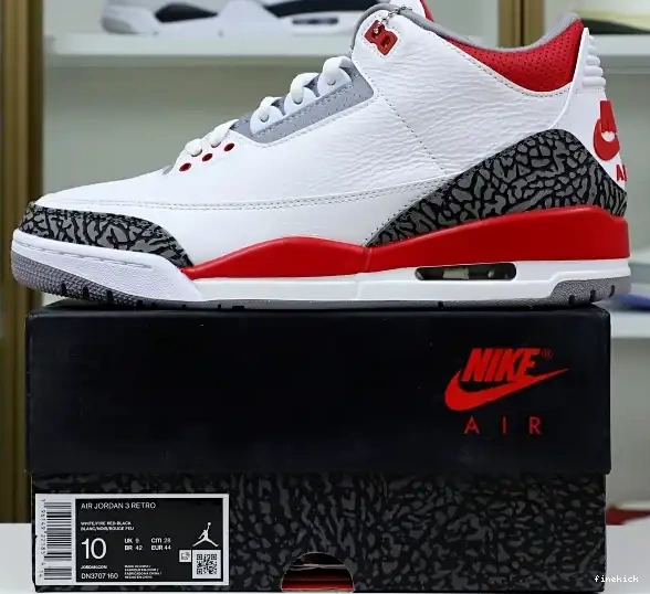 JORDAN AIR 3RETRO